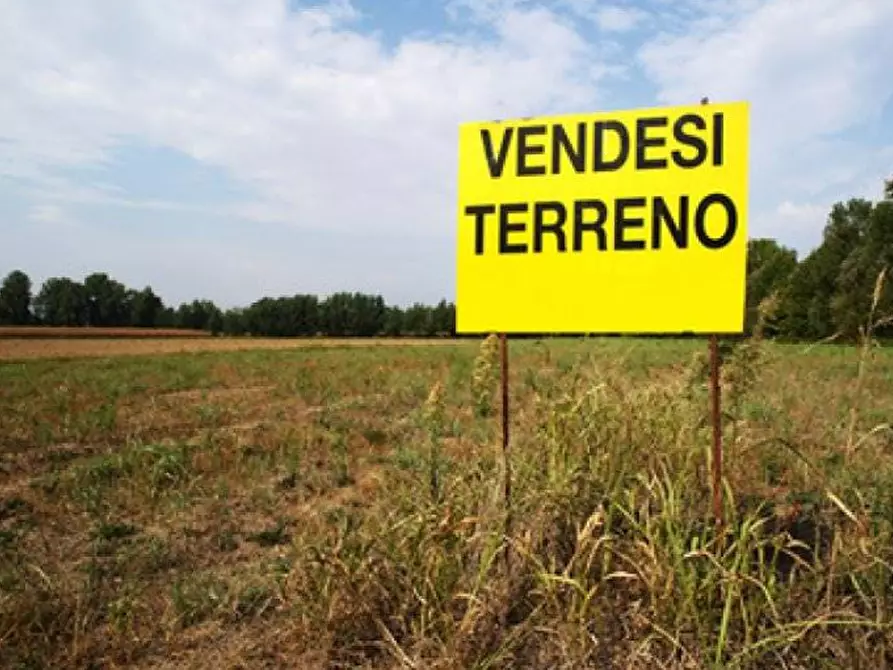 Immagine 1 di Terreno edificabile in vendita  a Castelnuovo Magra