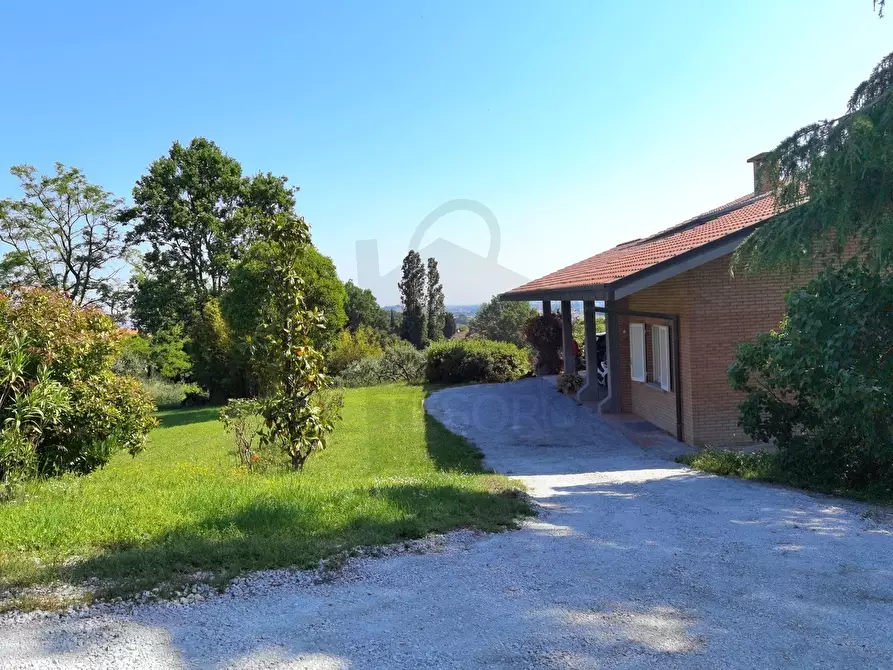 Immagine 1 di Villa in vendita  in Via celletta a Poggio Torriana