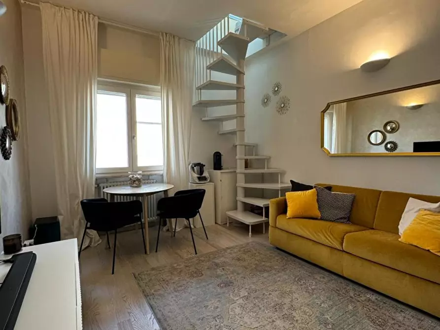 Immagine 1 di Appartamento in vendita  a Rimini