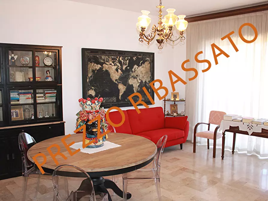 Immagine 1 di Appartamento in vendita  in Via Macello Vecchio a Castellana Grotte