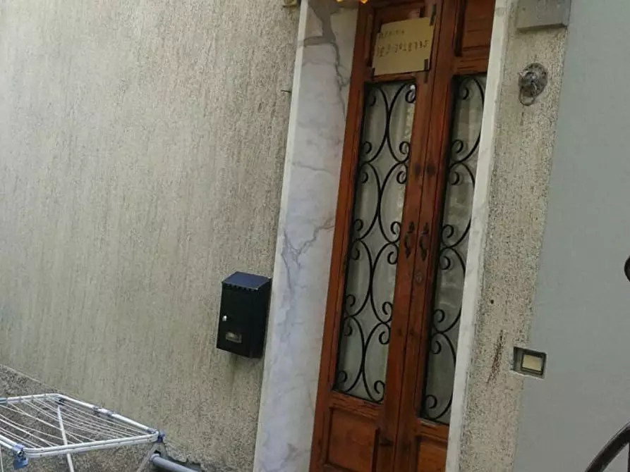 Immagine 1 di Appartamento in affitto  a Ortonovo