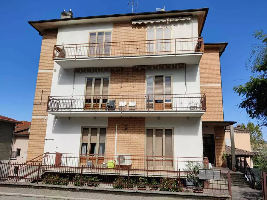 Immagine 1 di Appartamento in vendita  in Via Cardinal Ferrari a Fornovo Di Taro