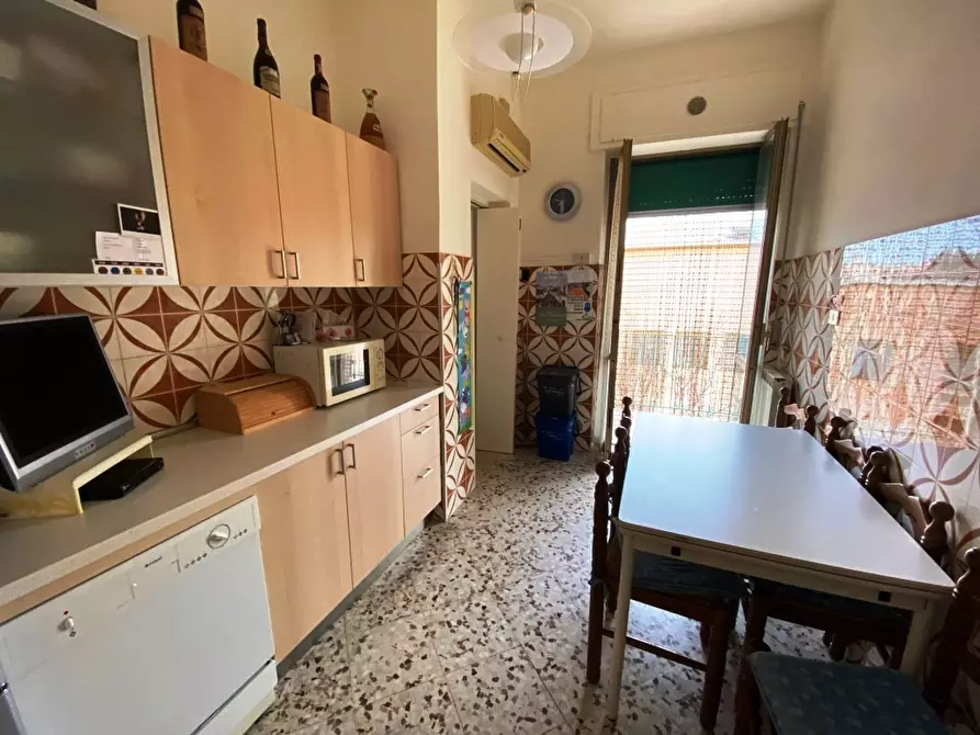 Immagine 1 di Appartamento in vendita  in Via Vittorio Veneto a Adelfia