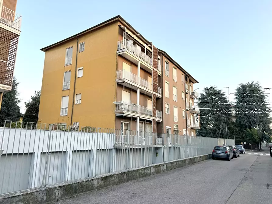 Immagine 1 di Appartamento in vendita  in Via San Giovanni Bosco a Rho
