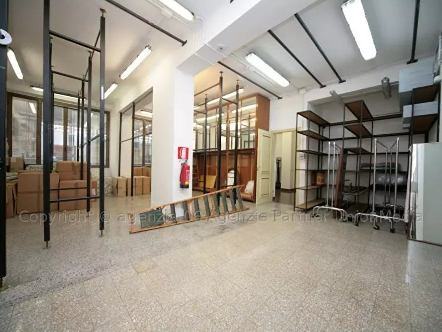 Immagine 1 di Ufficio in vendita  a La Spezia