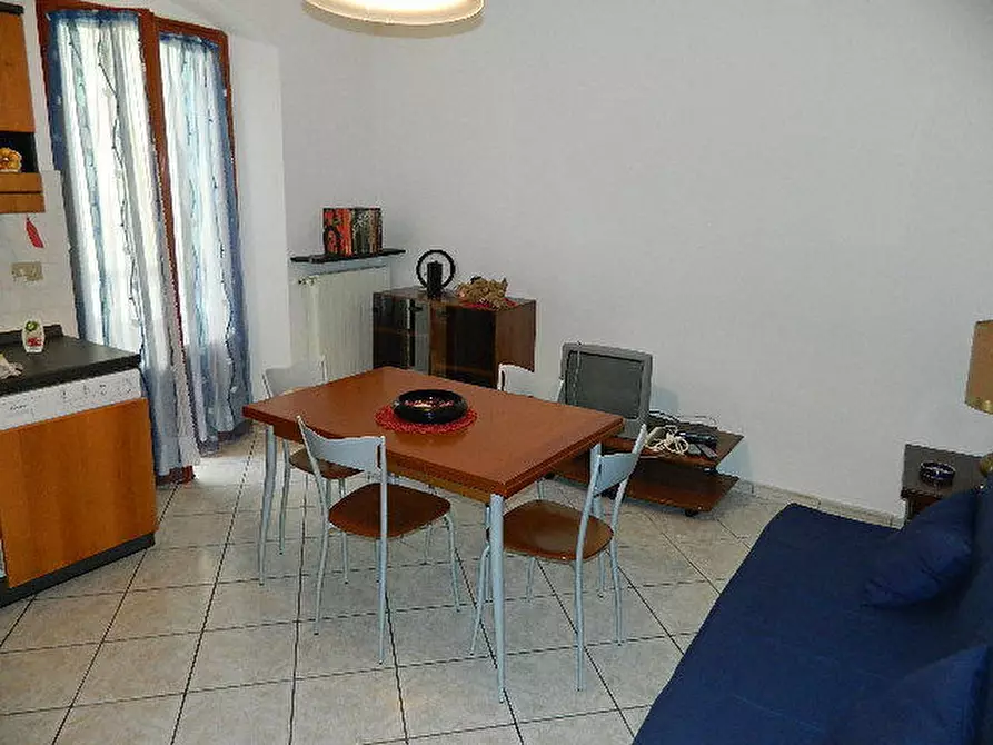 Immagine 1 di Appartamento in affitto  a Ameglia
