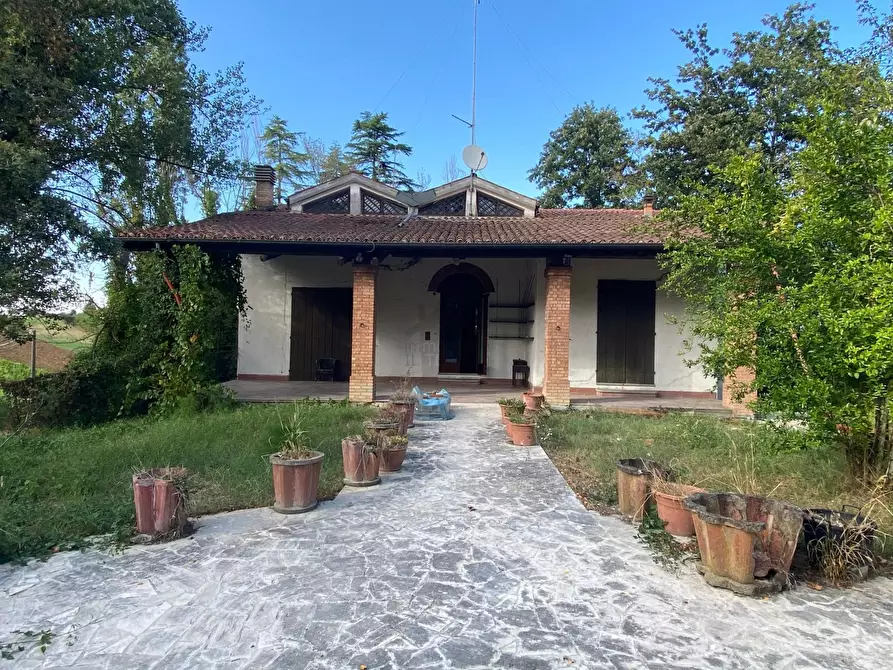 Immagine 1 di Villa in vendita  in Via balduccia a Rimini