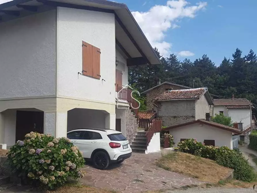 Immagine 1 di Casa indipendente in vendita  a Camugnano