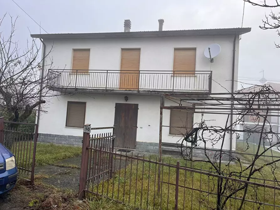 Immagine 1 di Casa indipendente in vendita  in Località Metti a Bore