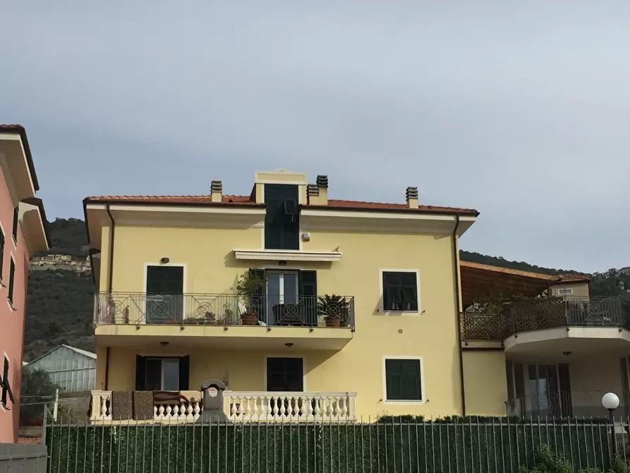 Immagine 1 di Appartamento in vendita  in Regione San Martino a Taggia