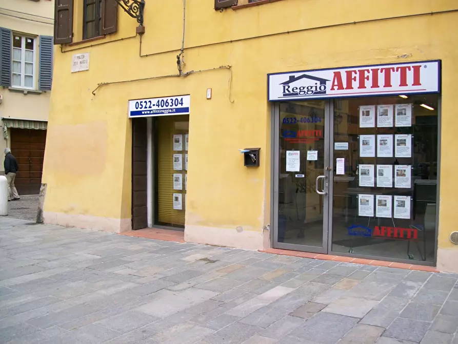 Immagine 1 di Ufficio in affitto  a Reggio Nell'emilia