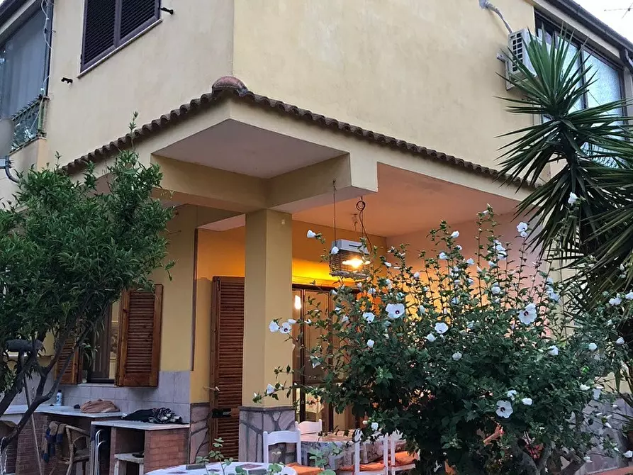 Immagine 1 di Villa in vendita  in Marina di Sibari a Cassano Allo Ionio