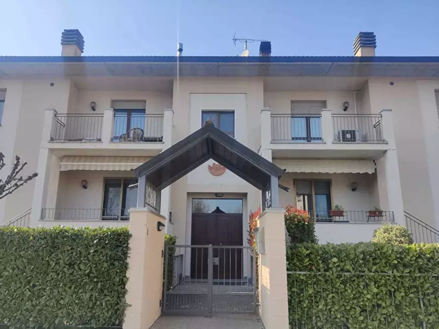 Immagine 1 di Appartamento in vendita  a Solignano