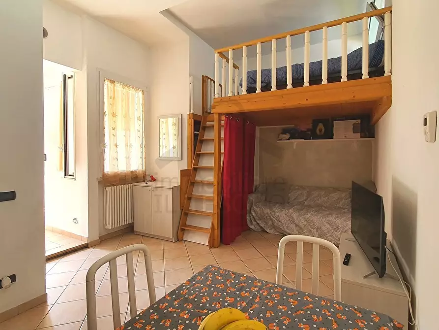 Immagine 1 di Appartamento in vendita  in Via Boito a Rimini