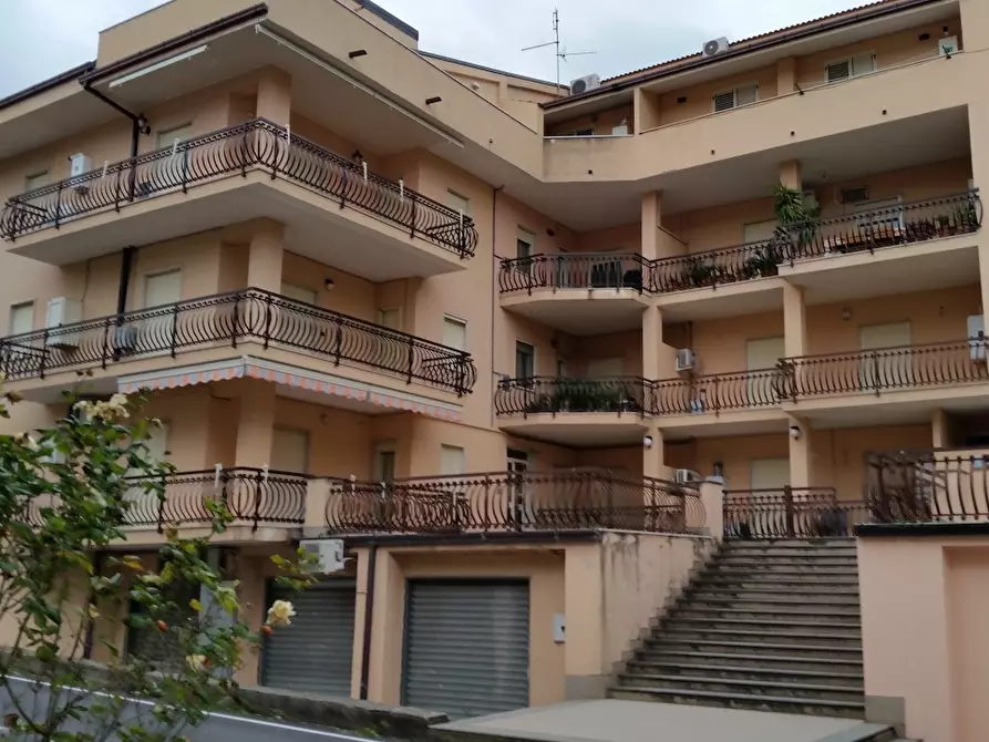 Immagine 1 di Appartamento in vendita  in Via Provinciale a Cassano Allo Ionio
