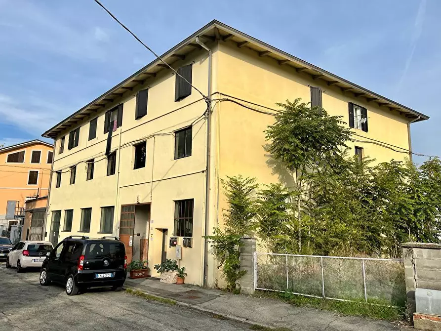 Immagine 1 di Appartamento in vendita  a Collecchio