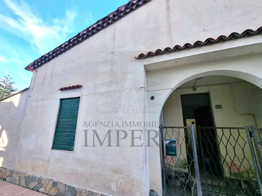 Immagine 1 di Casa indipendente in vendita  in Via Porro a Ventimiglia