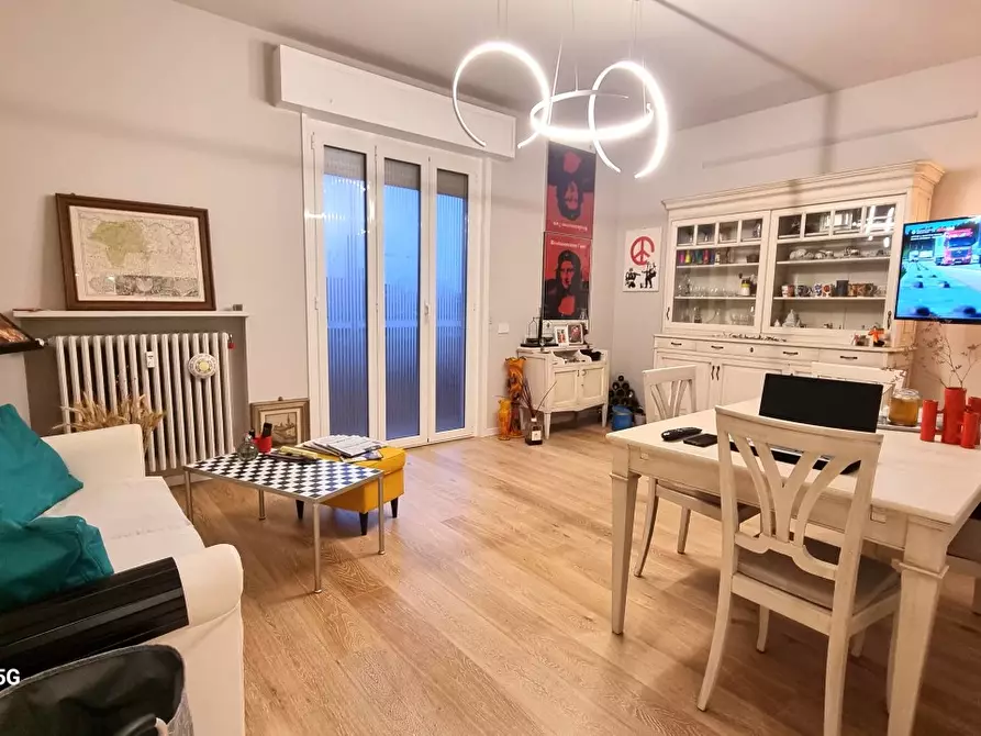 Immagine 1 di Appartamento in vendita  in Strada Martinella a Parma