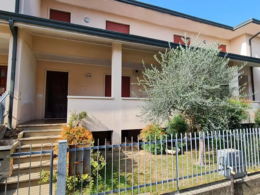 Immagine 1 di Villa in vendita  in Via Foro Boario a Agugliaro