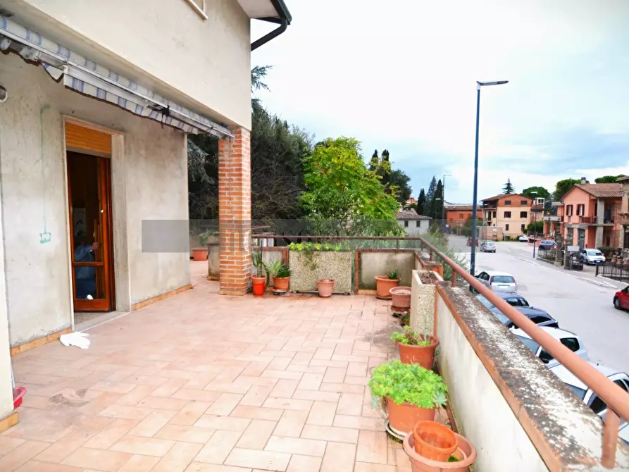Immagine 1 di Appartamento in vendita  in Via Tiberina a Deruta