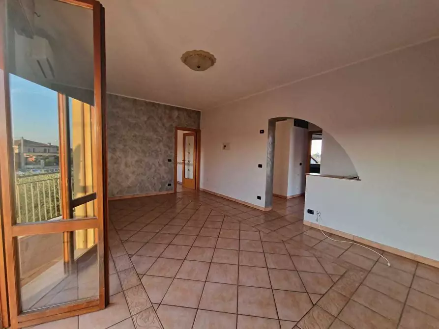 Immagine 1 di Appartamento in vendita  a Rimini