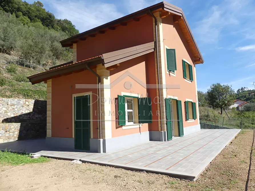 Immagine 1 di Villa in vendita  in Via Giuseppe Dodino a Mioglia