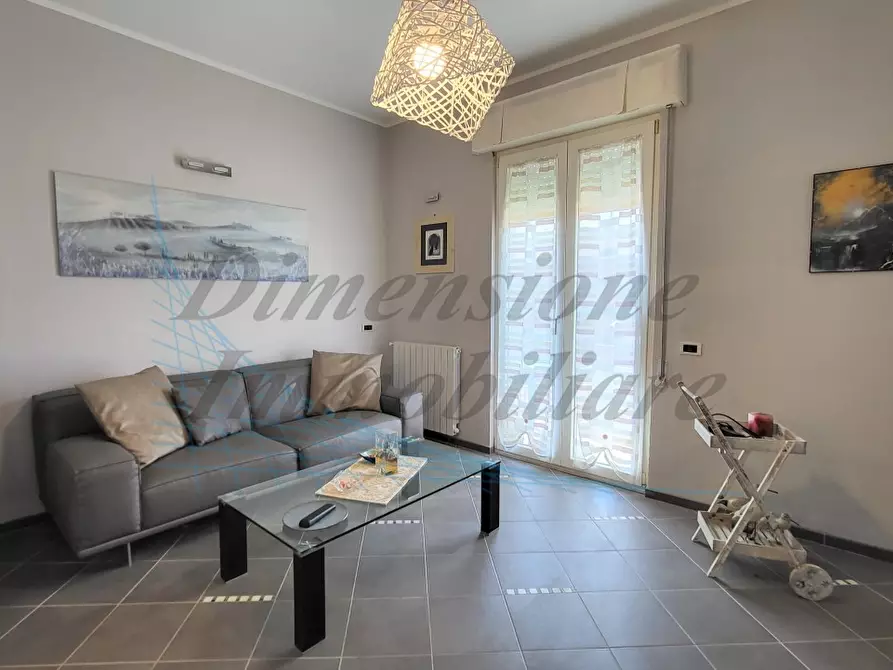 Immagine 1 di Appartamento in vendita  in Via C. Pascarella a Rosignano Marittimo