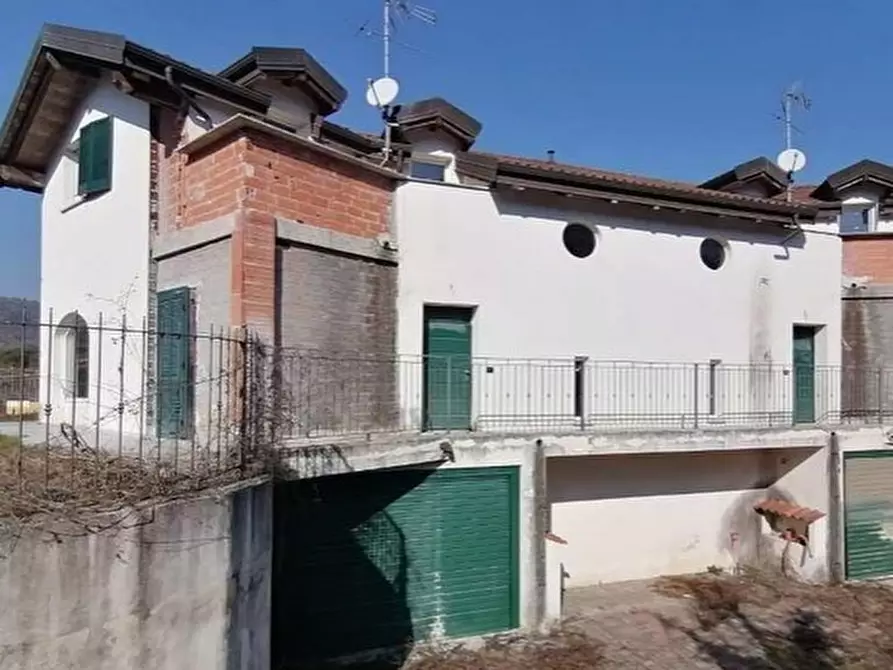 Immagine 1 di Villa in vendita  in Regione Grassi a Villanova D'albenga