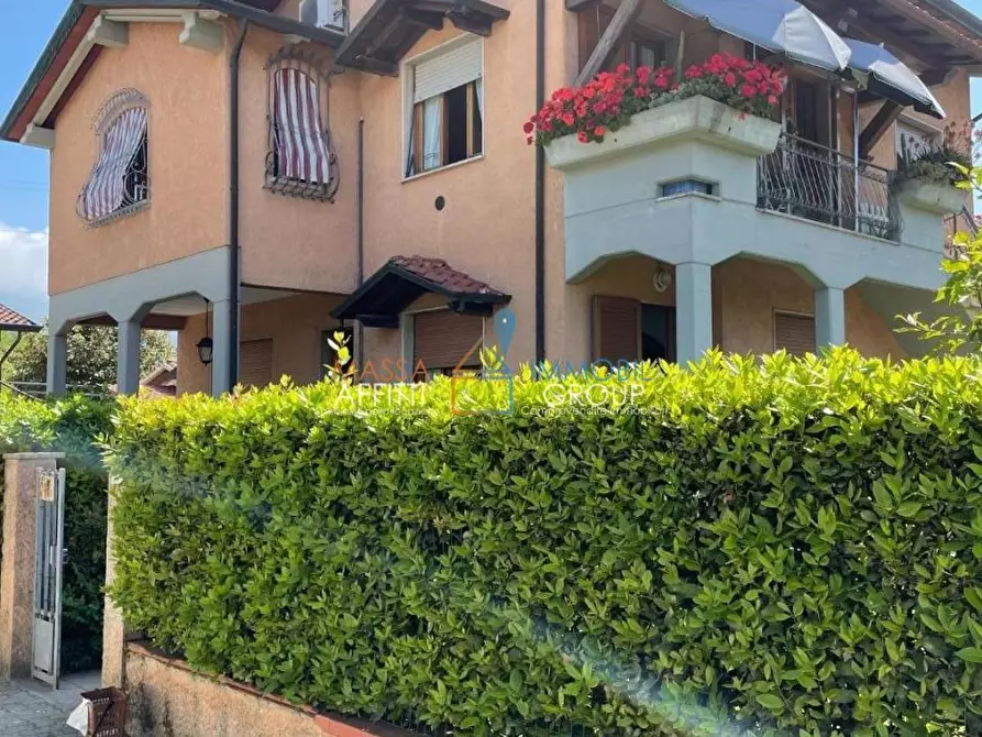 Immagine 1 di Villa in vendita  in Via Grillotti a Montignoso