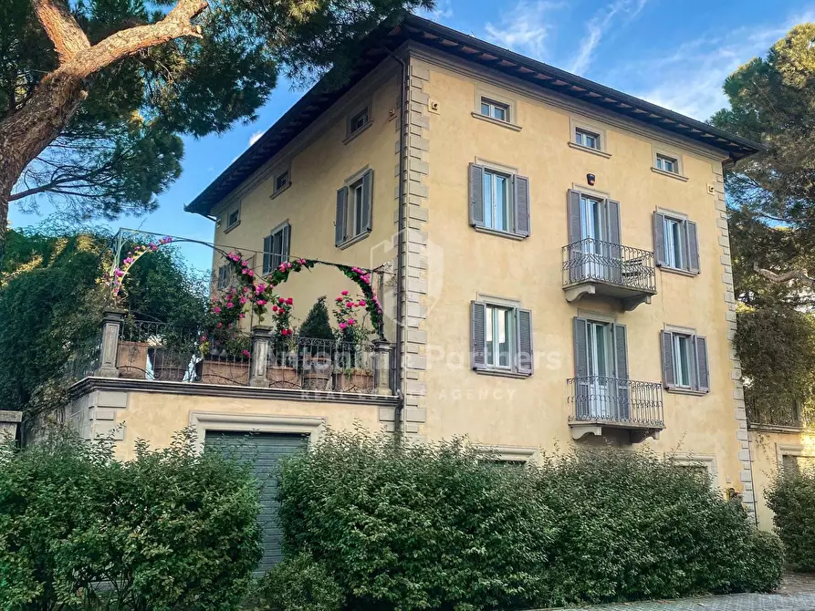 Immagine 1 di Villa in vendita  a Marsciano