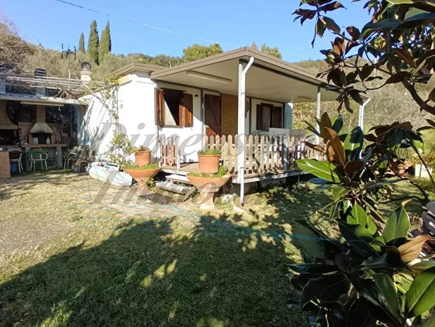 Immagine 1 di Villa in vendita  in Via Nuova Zelanda a Rosignano Marittimo