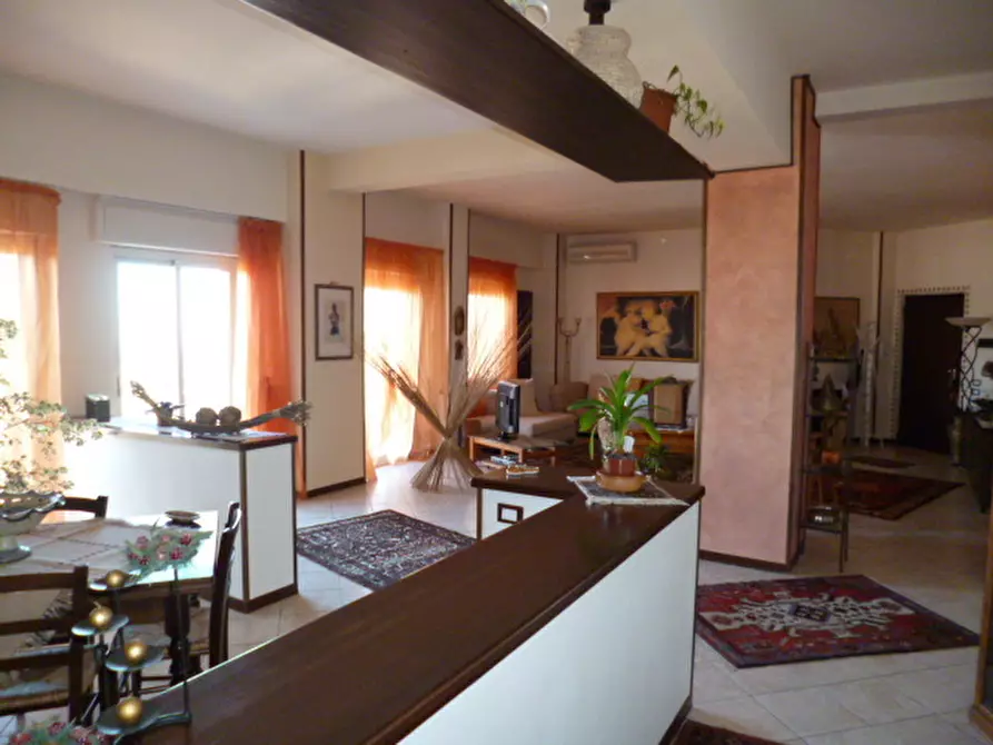 Immagine 1 di Appartamento in affitto  a Ragusa