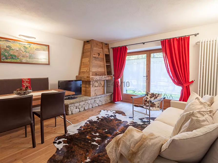 Immagine 1 di Appartamento in vendita  in Località Planpincieux a Courmayeur