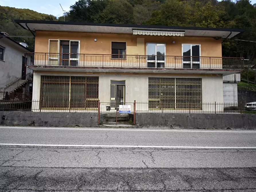 Immagine 1 di Casa indipendente in vendita  in Via Venezia a Altissimo