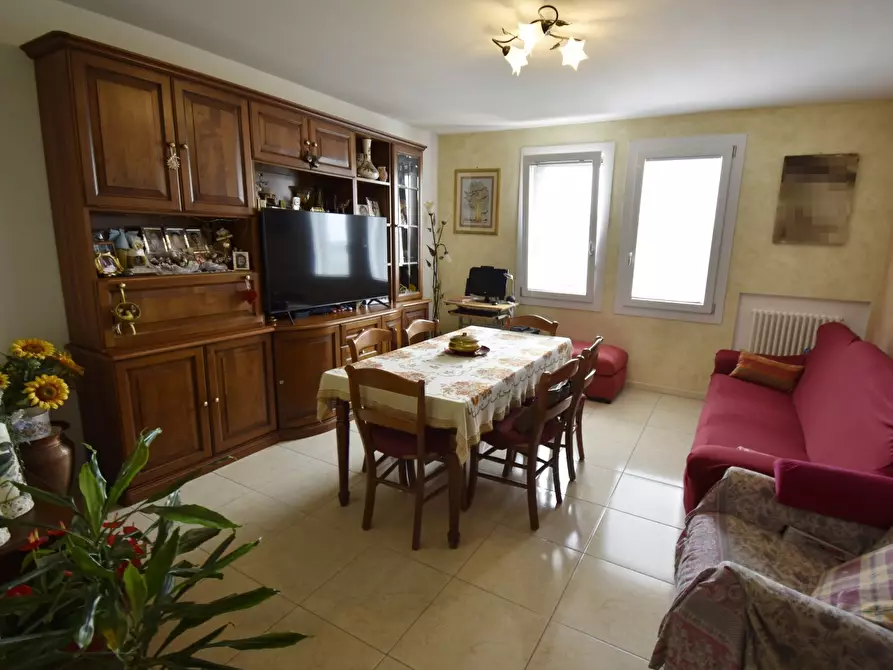 Immagine 1 di Appartamento in vendita  in Via TRIESTE a Arzignano