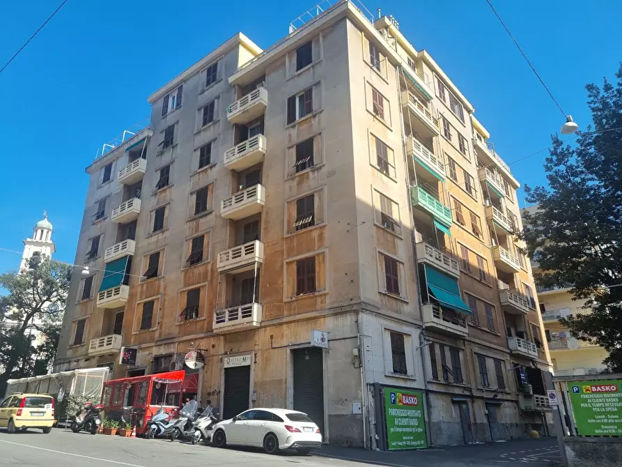 Immagine 1 di Appartamento in vendita  in Via Giuseppe Bertuccioni a Genova
