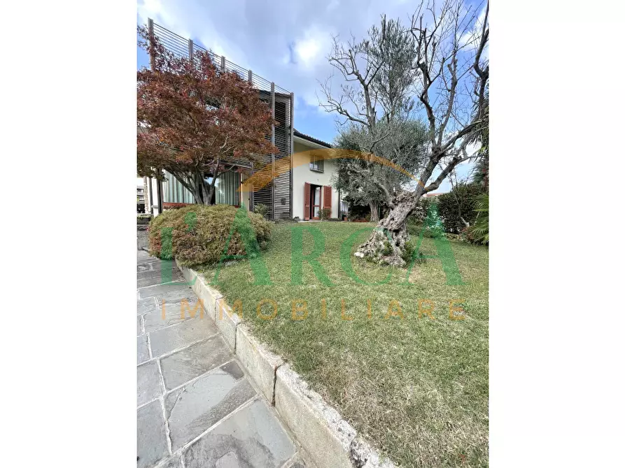 Immagine 1 di Casa indipendente in vendita  in Via Carlo Curotti a Adrara San Martino
