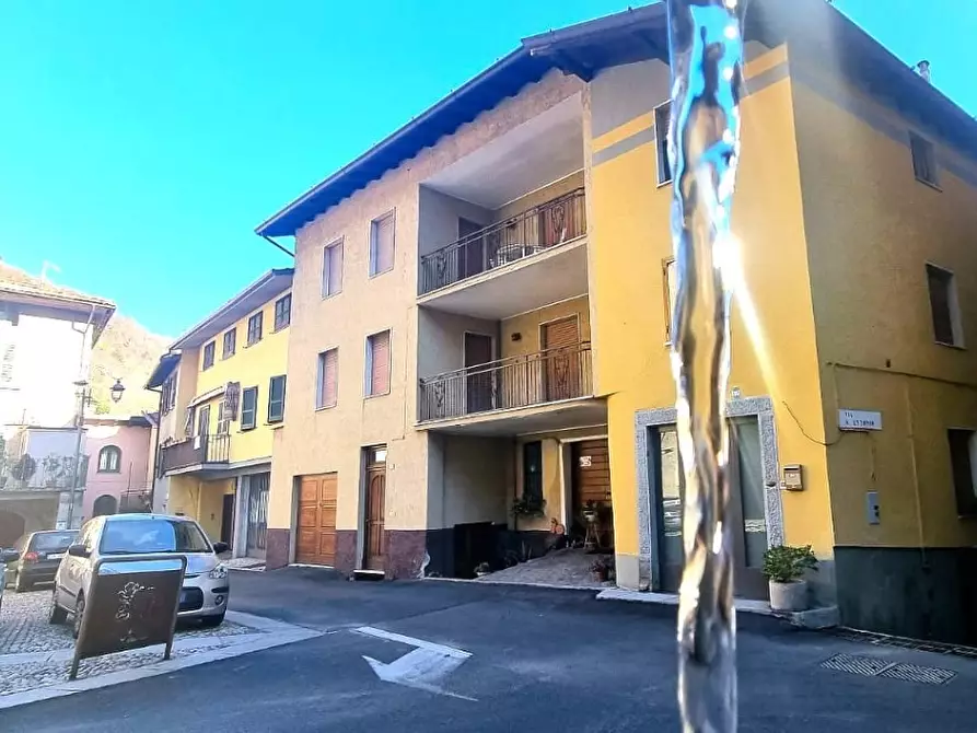 Immagine 1 di Appartamento in vendita  a Angolo Terme