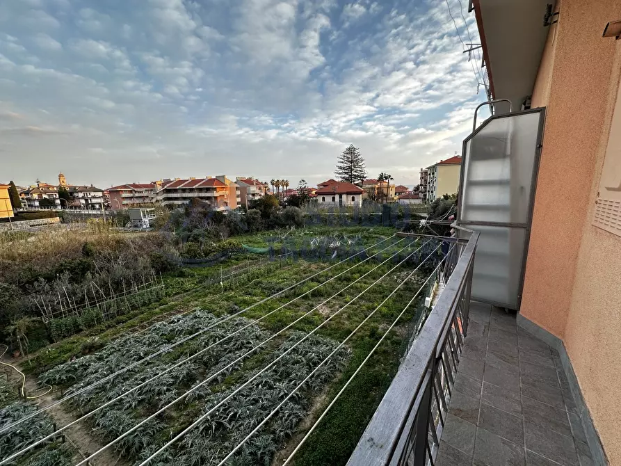 Immagine 1 di Appartamento in vendita  in Via Caravello a Pompeiana