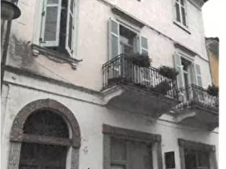 Immagine 1 di Appartamento in vendita  in Via Roma a Sale