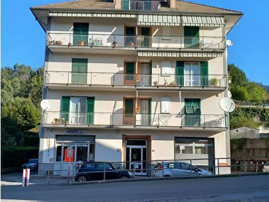 Immagine 1 di Appartamento in vendita  in Via Cristoforo Colombo a Moconesi