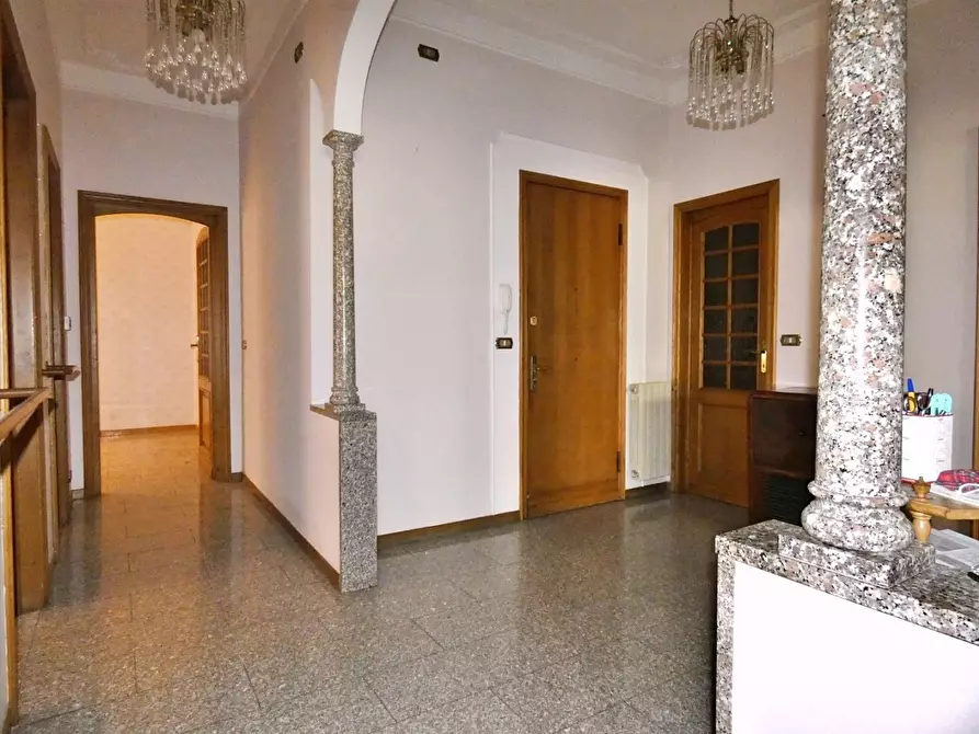 Immagine 1 di Appartamento in vendita  in Corso De Michiel a Chiavari