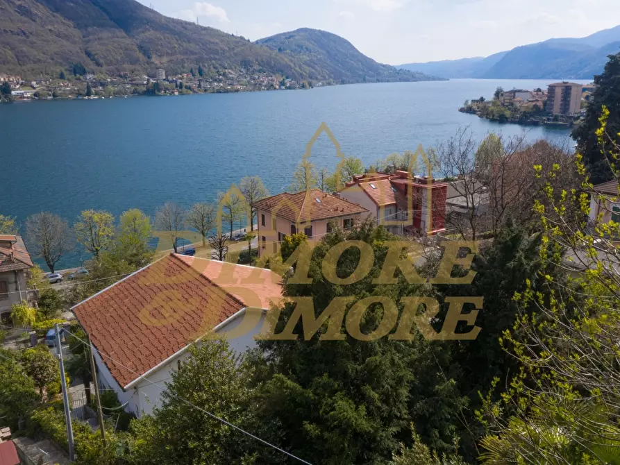 Immagine 1 di Villa in vendita  in Lungo Lago Buozzi a Omegna