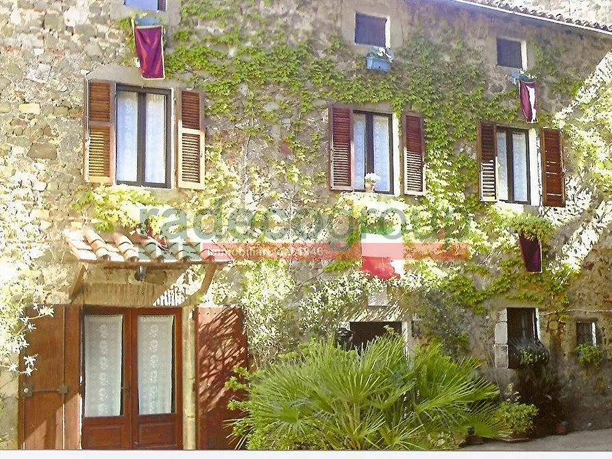 Immagine 1 di Casa indipendente in vendita  in Via Fienili Dei a Manciano
