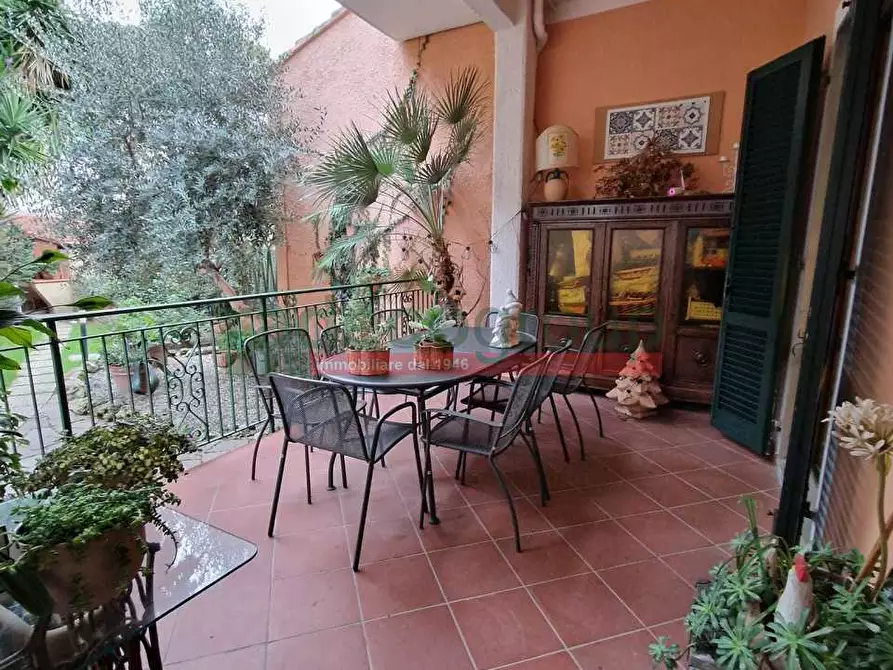 Immagine 1 di Casa indipendente in vendita  in via giosuè carducci a Livorno