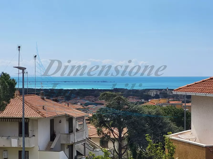 Immagine 1 di Appartamento in vendita  in Via di Serragrande a Rosignano Marittimo