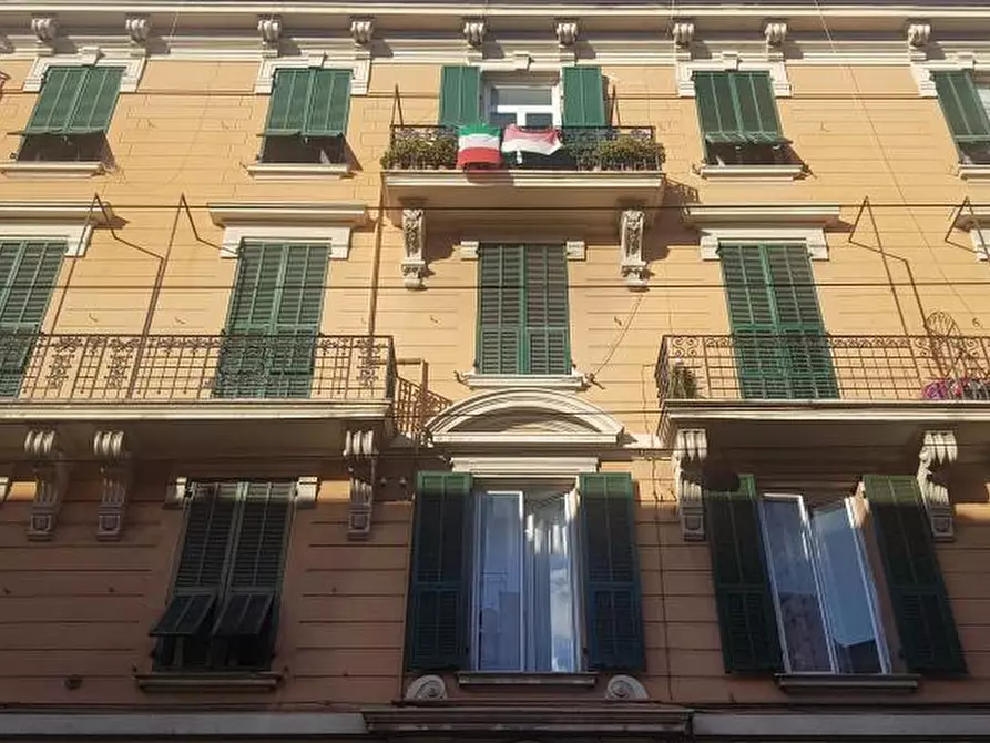 Immagine 1 di Appartamento in vendita  in via Cavour a Ventimiglia