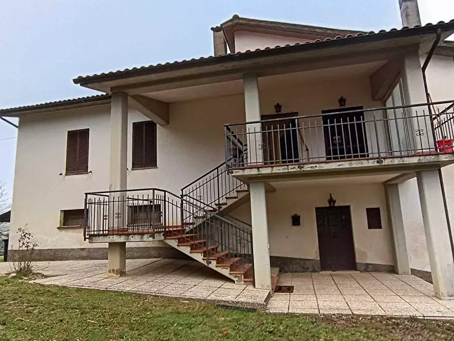 Immagine 1 di Casa indipendente in vendita  a Alviano