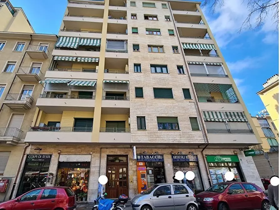 Immagine 1 di Appartamento in vendita  in Corso Sebastopoli a Torino