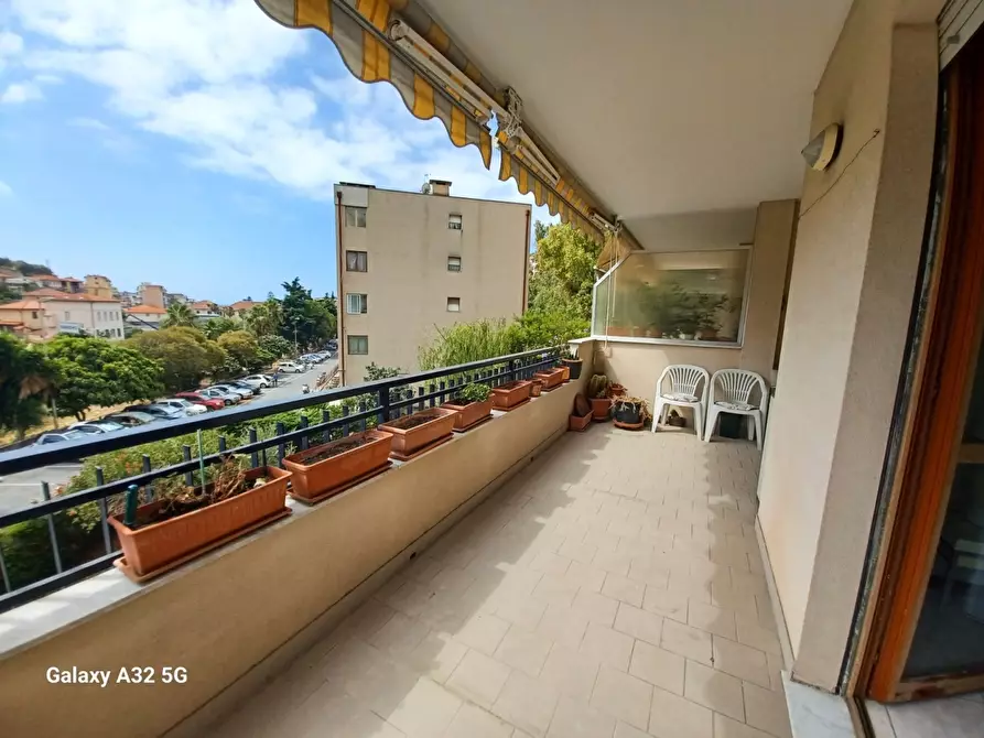 Immagine 1 di Appartamento in vendita  in Via Alfonso Lamarmora a San Remo